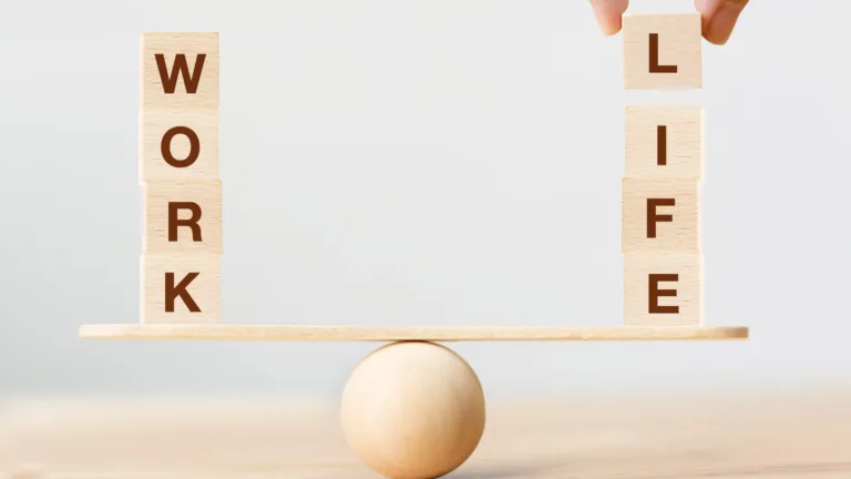 Holiday Work-Life Balance: Disconnecting to Reconnect